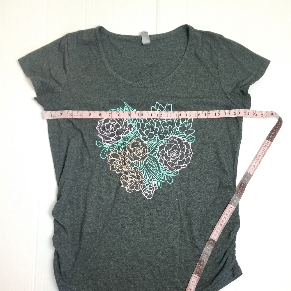 BLOOM MATERNITY Floral Bouquet Tee - Picture 9 of 11